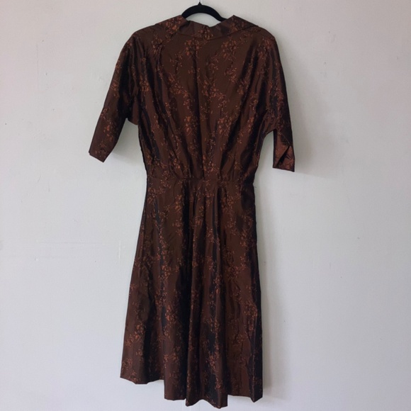 1950s Brown cocktail dress - Picture 10 of 11